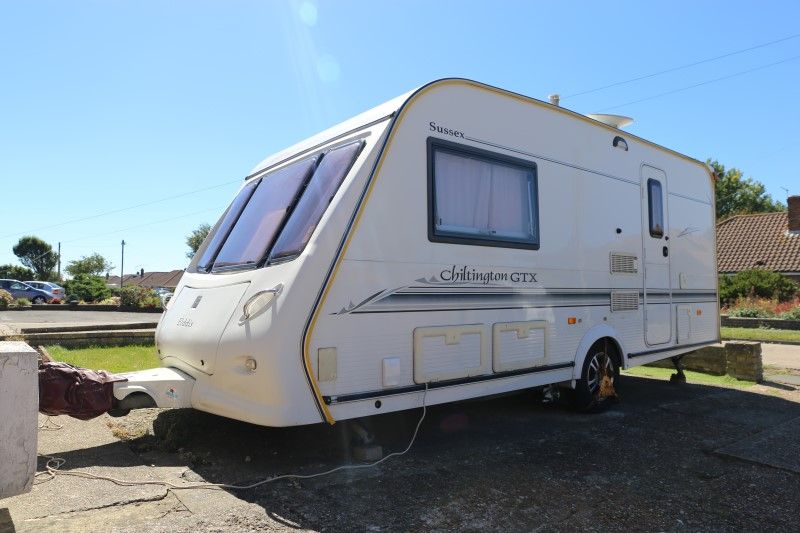 Elddis Chiltington GTX Touring Caravan in West Sussex (105356 )